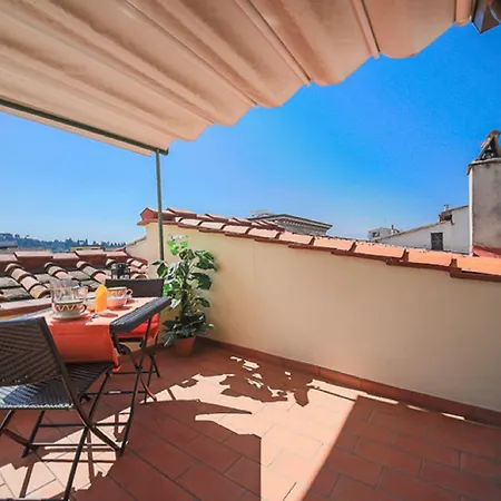 Piazza Signoria Terrace Apartment *